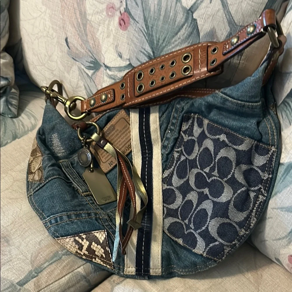 Coach Zebra Stripe Leather Bag - Picture 5 of 6